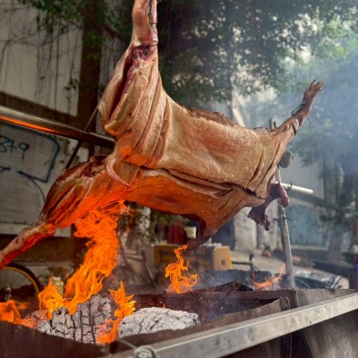 Cc烤大豬(含南投縣政府認證師傅) 烤全豬